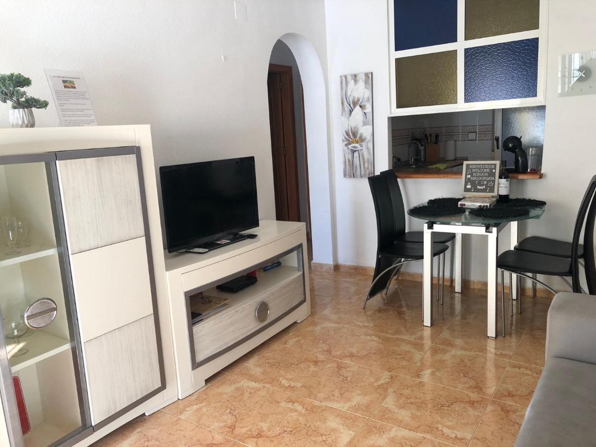 Apartamento Acogedor apartamento con piscina cerca a la playa Torrevieja Exterior foto